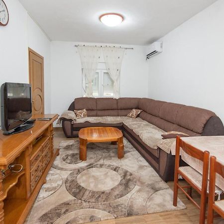 Apartment Tanja Mrcevac Екстер'єр фото