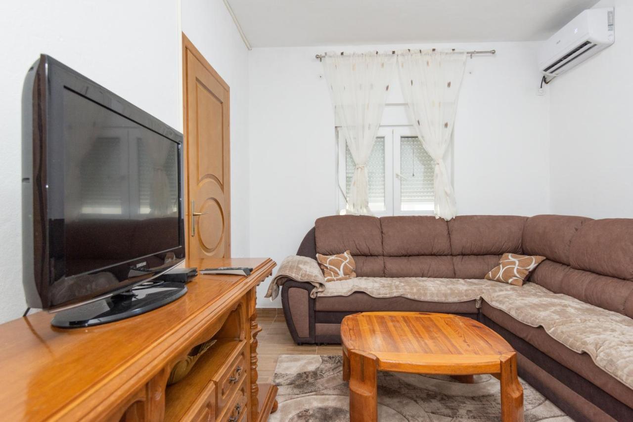 Apartment Tanja Mrcevac Екстер'єр фото