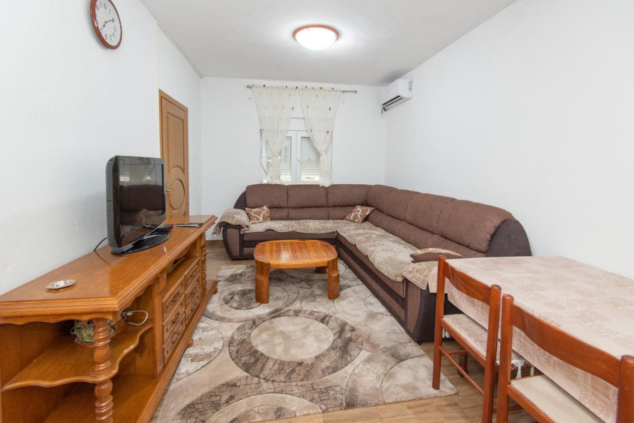 Apartment Tanja Mrcevac Екстер'єр фото
